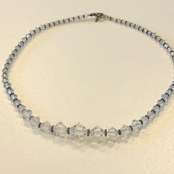 🎁 Swarovski Crystal Necklace - Picture 3 of 7